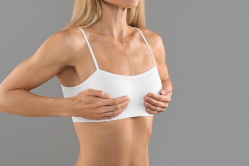 Voir Augmentation mammaire : âge minimum, état de santé et contre-indications ?