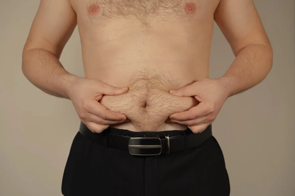 Voir LIPOSUCCION HOMME : UNE SILHOUETTE PLUS TONIQUE ET PLUS HARMONIEUSE